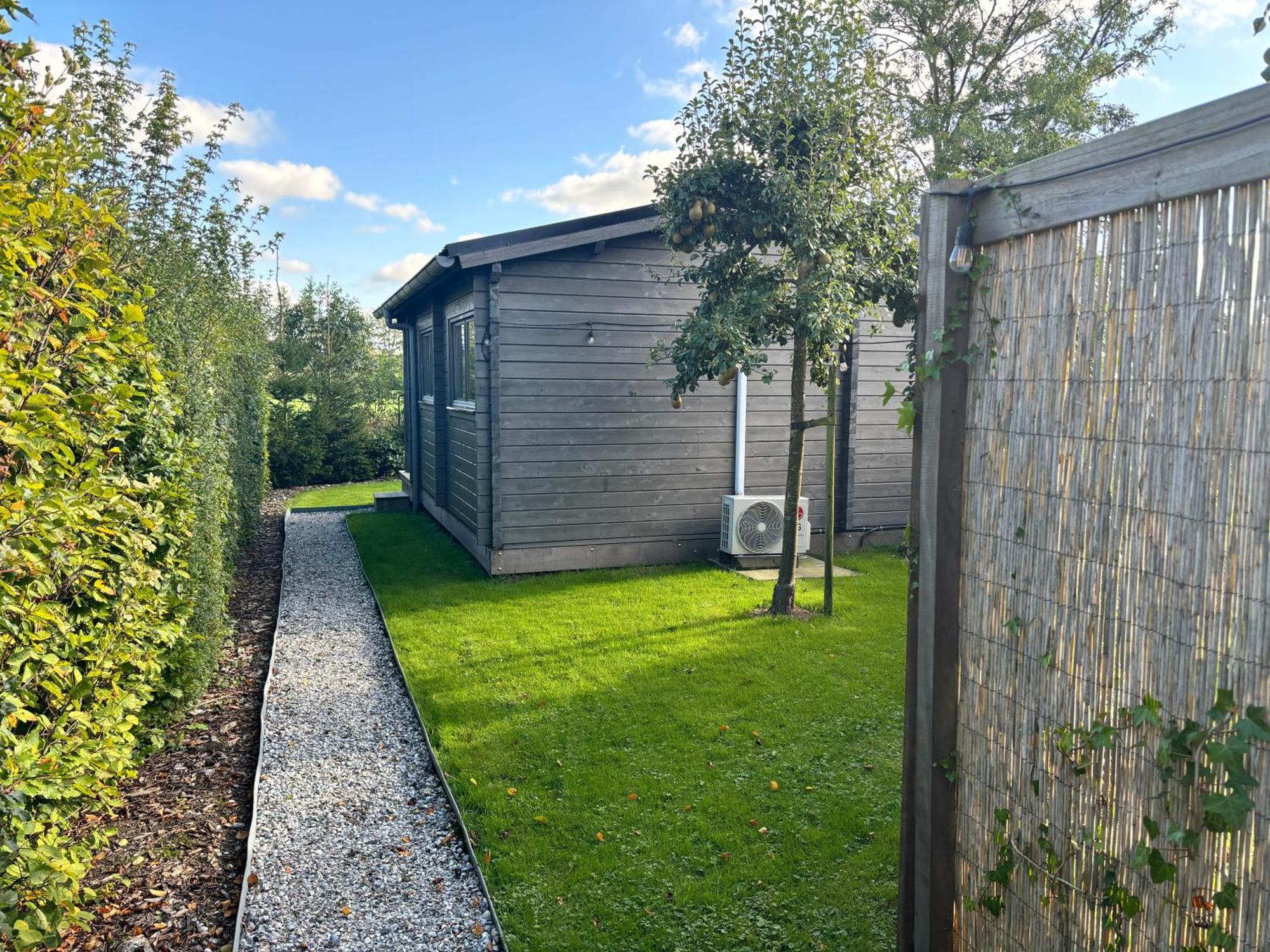 Chalet In Het Groen Met Airco Drachtstercompagnie Exteriér fotografie